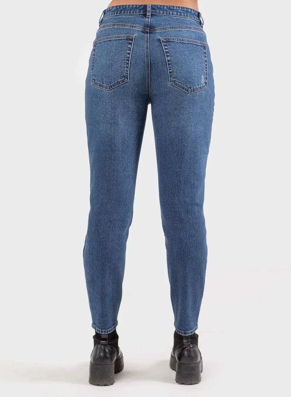 Dex Mom Jeans in Mid Blue