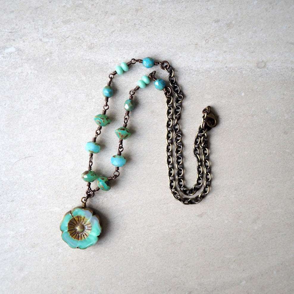 Turquoise Flower Beaded Necklace