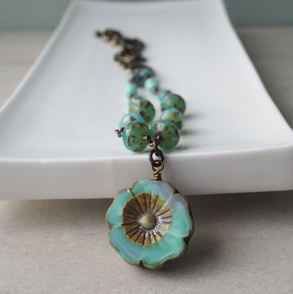 Turquoise Flower Beaded Necklace